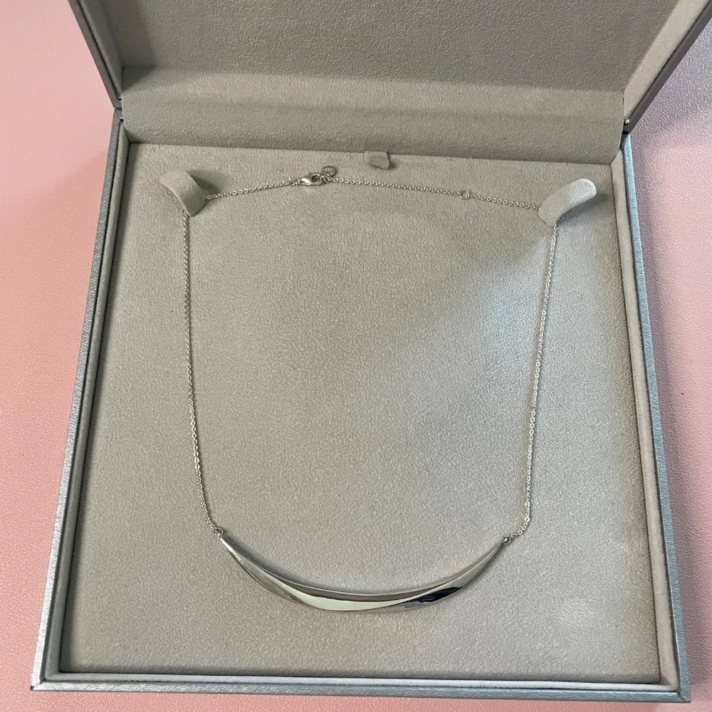 Kit Heath Sterling Silver Crescent Bar Necklace 925 - Picture 2 of 5
